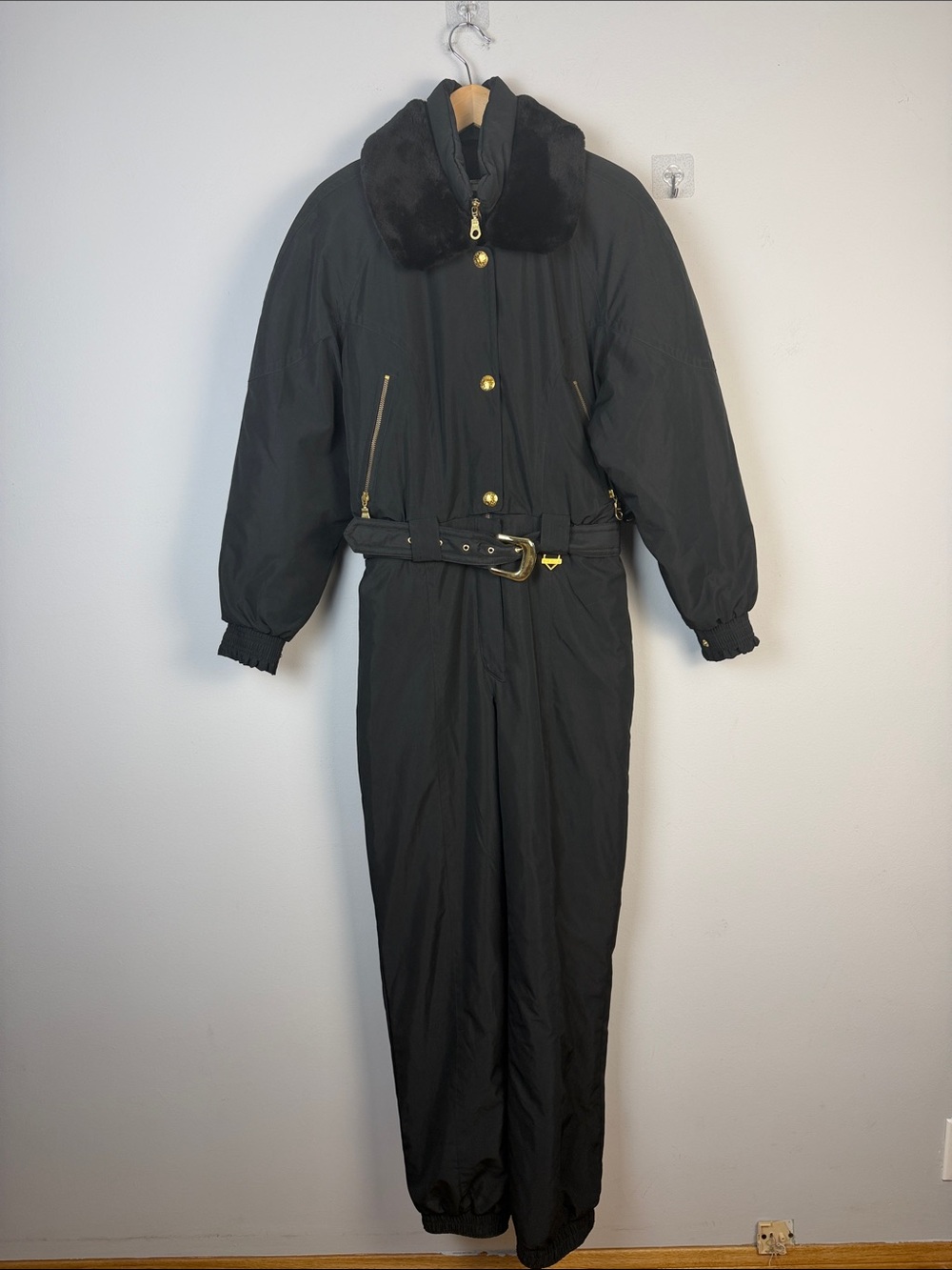 Vintage 1980s Black One Piece Ski Snowsuit Faux Fur Collar Matching Belt Size 12